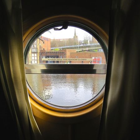 Houseboat Hotels Шефилд Номер фото